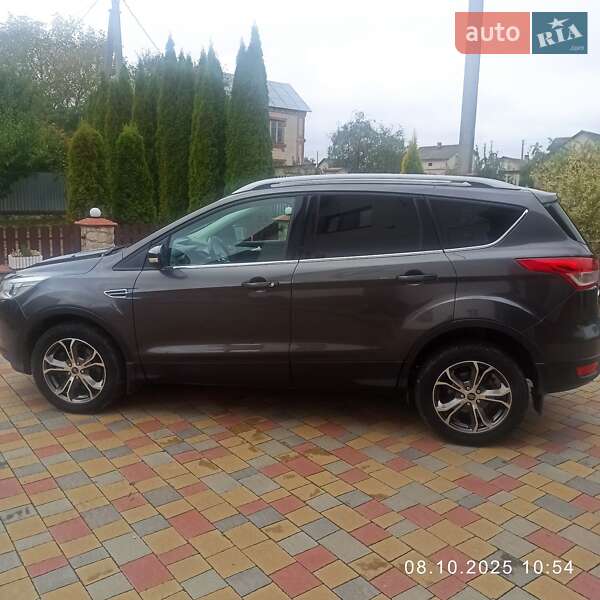 Позашляховик / Кросовер Ford Kuga 2016 в Тернополі