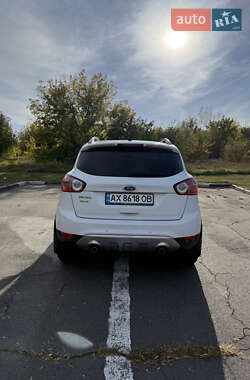 Внедорожник / Кроссовер Ford Kuga 2011 в 
