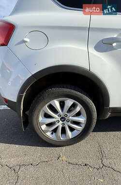 Внедорожник / Кроссовер Ford Kuga 2011 в 