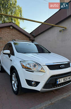 Внедорожник / Кроссовер Ford Kuga 2011 в Вишневом