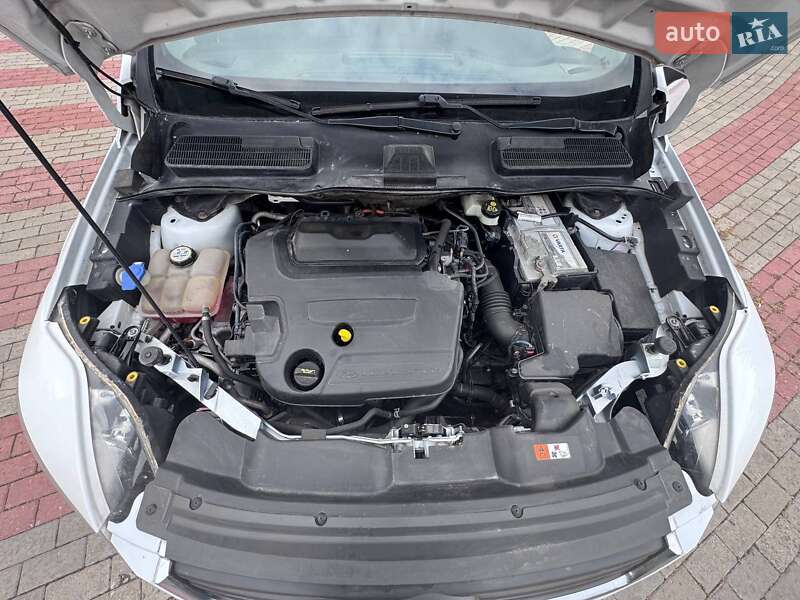 Внедорожник / Кроссовер Ford Kuga 2012 в Запорожье