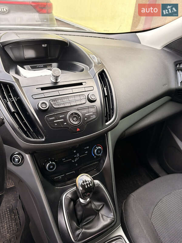 Внедорожник / Кроссовер Ford Kuga 2017 в Киеве фото 17 Внедорожник / Кроссовер Ford Kuga 2017 в Киеве