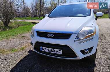 Внедорожник / Кроссовер Ford Kuga 2011 в 