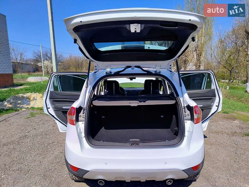 Внедорожник / Кроссовер Ford Kuga 2011 в Харькове