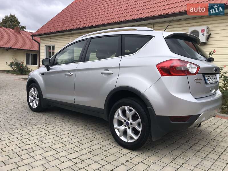 Позашляховик / Кросовер Ford Kuga 2011 в Одесі