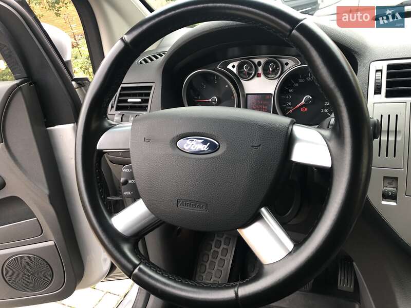 Позашляховик / Кросовер Ford Kuga 2011 в Одесі