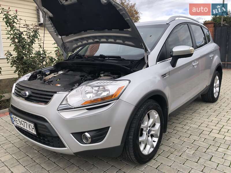 Позашляховик / Кросовер Ford Kuga 2011 в Одесі