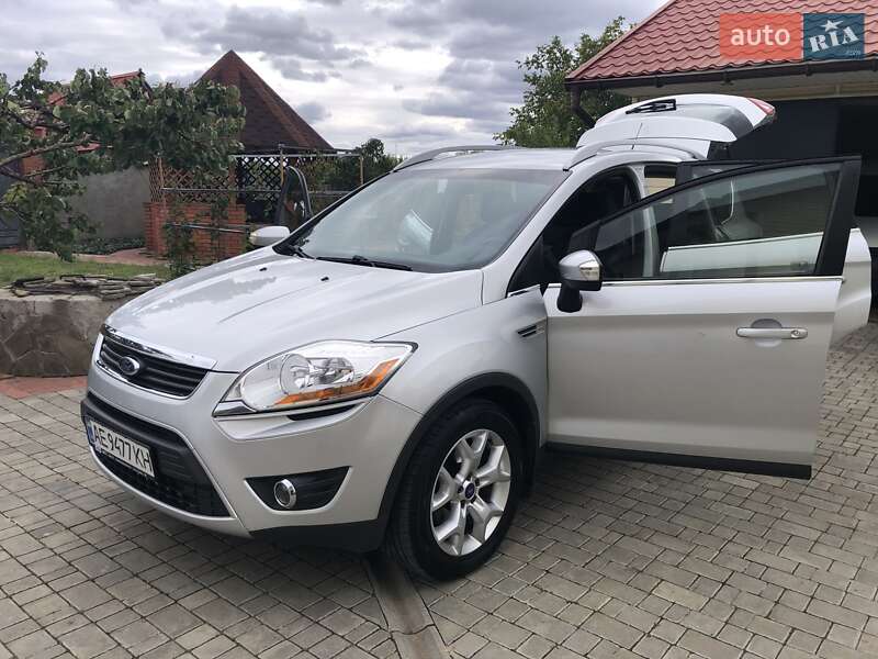 Позашляховик / Кросовер Ford Kuga 2011 в Одесі