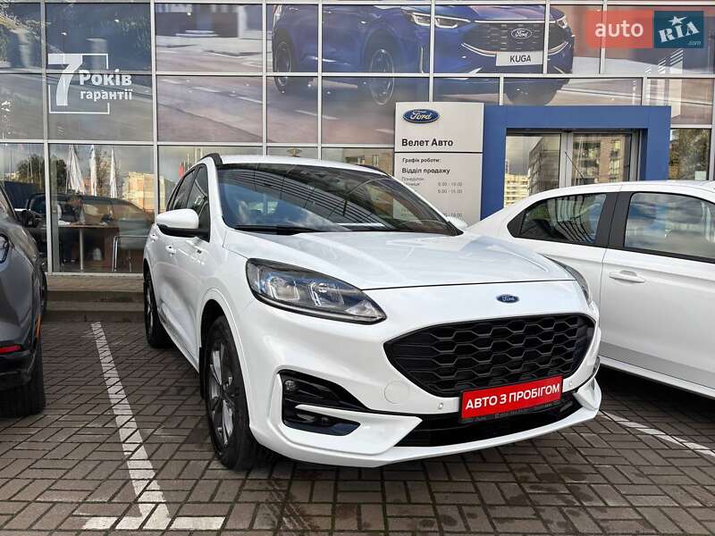 Ford Kuga 2023