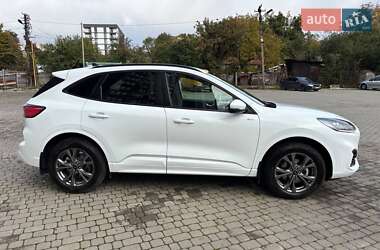 Позашляховик / Кросовер Ford Kuga 2023 в  фото 5 Позашляховик / Кросовер Ford Kuga 2023 в