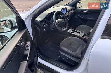 Позашляховик / Кросовер Ford Kuga 2023 в  фото 10 Позашляховик / Кросовер Ford Kuga 2023 в