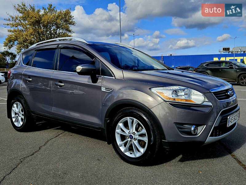 Внедорожник / Кроссовер Ford Kuga 2012 в Днепре