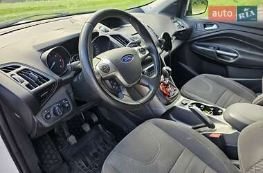 Внедорожник / Кроссовер Ford Kuga 2013 в 