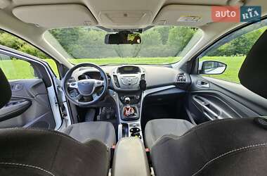 Внедорожник / Кроссовер Ford Kuga 2013 в 