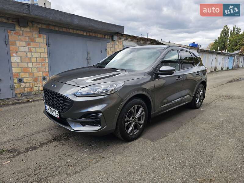Ford Kuga 2023