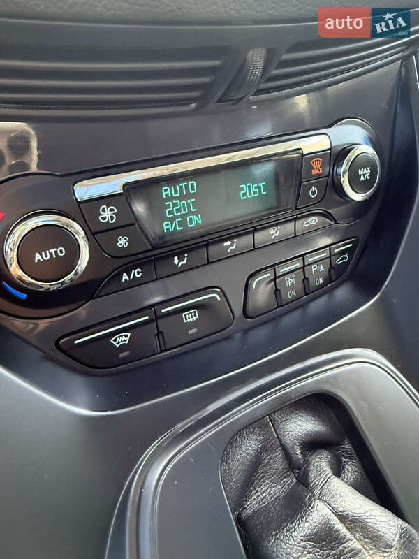 Позашляховик / Кросовер Ford Kuga 2014 в Чернівцях фото 12 Позашляховик / Кросовер Ford Kuga 2014 в Чернівцях