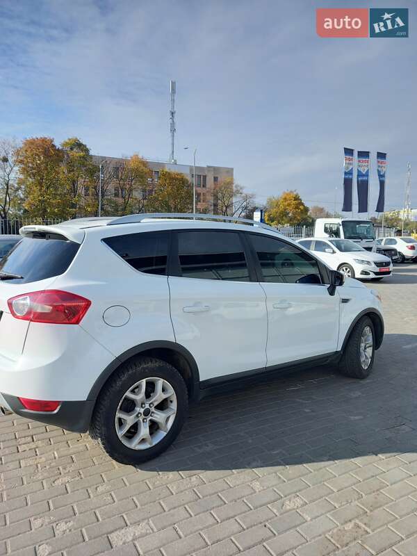 Позашляховик / Кросовер Ford Kuga 2009 в Полтаві