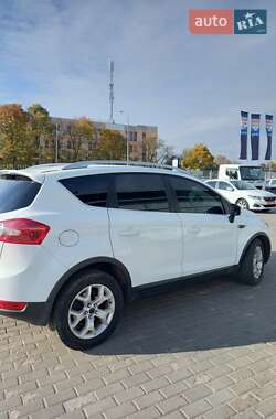 Внедорожник / Кроссовер Ford Kuga 2009 в 