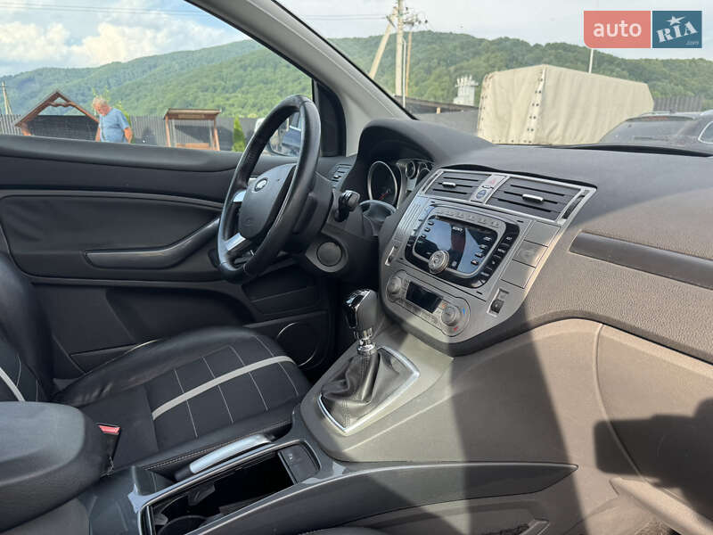 Внедорожник / Кроссовер Ford Kuga 2009 в Иршаве фото 13 Внедорожник / Кроссовер Ford Kuga 2009 в Иршаве