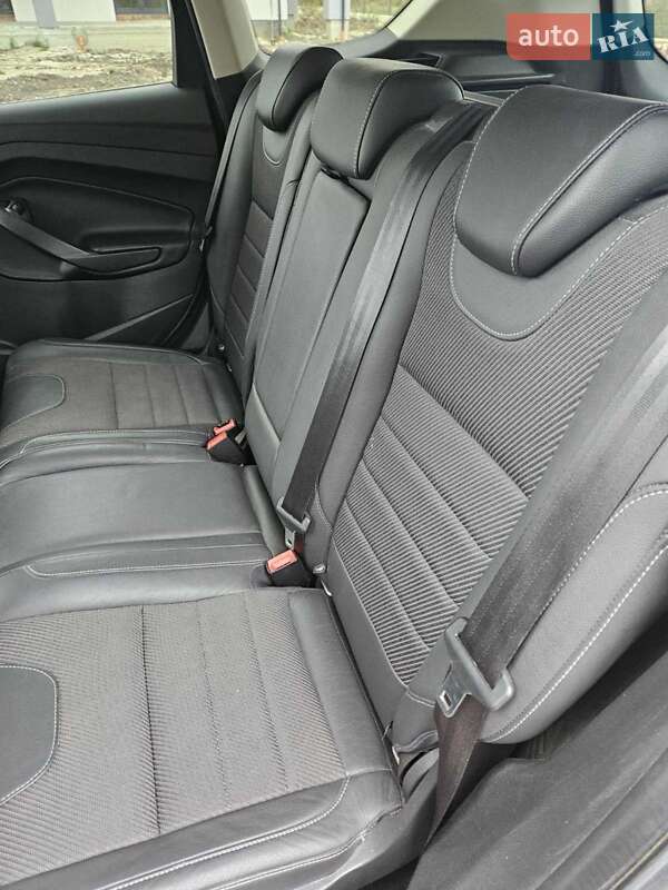 Позашляховик / Кросовер Ford Kuga 2013 в Львові фото 12 Позашляховик / Кросовер Ford Kuga 2013 в Львові