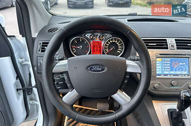 Позашляховик / Кросовер Ford Kuga 2010 в 