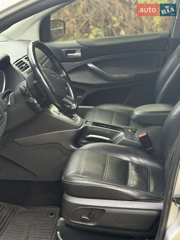Позашляховик / Кросовер Ford Kuga 2012 в Києві