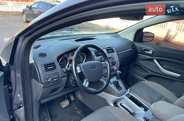 Внедорожник / Кроссовер Ford Kuga 2012 в 