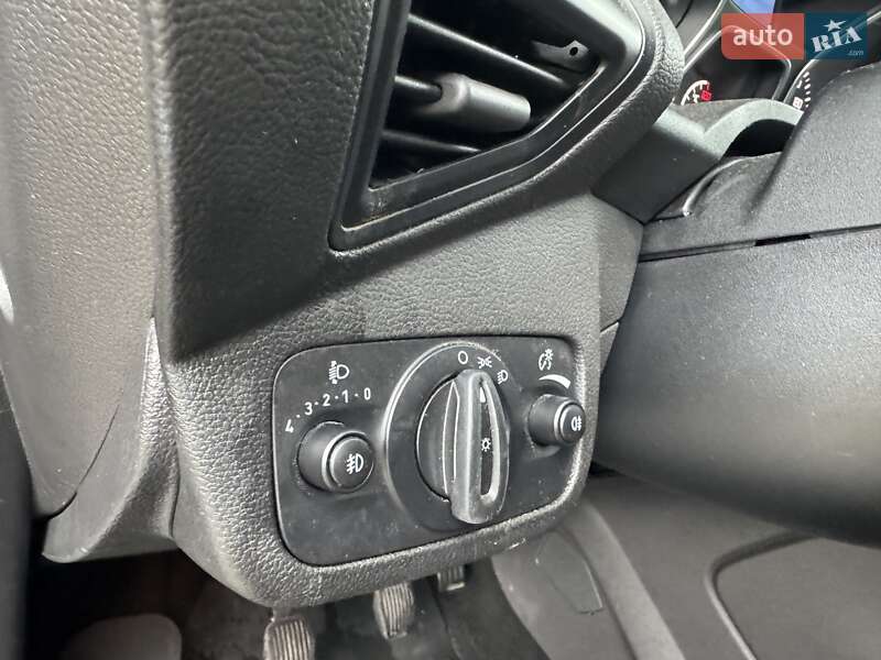 Внедорожник / Кроссовер Ford Kuga 2013 в Киеве