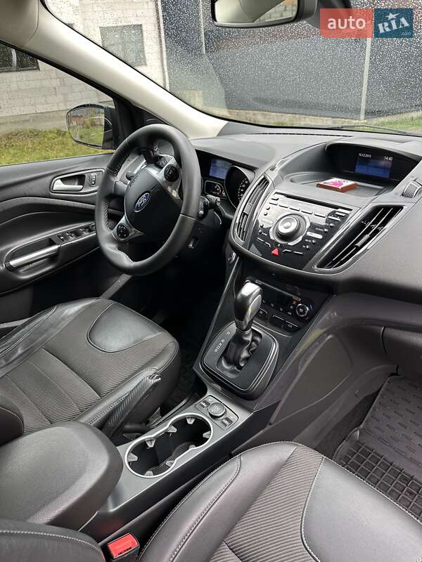 Внедорожник / Кроссовер Ford Kuga 2013 в Тячеве фото 28 Внедорожник / Кроссовер Ford Kuga 2013 в Тячеве