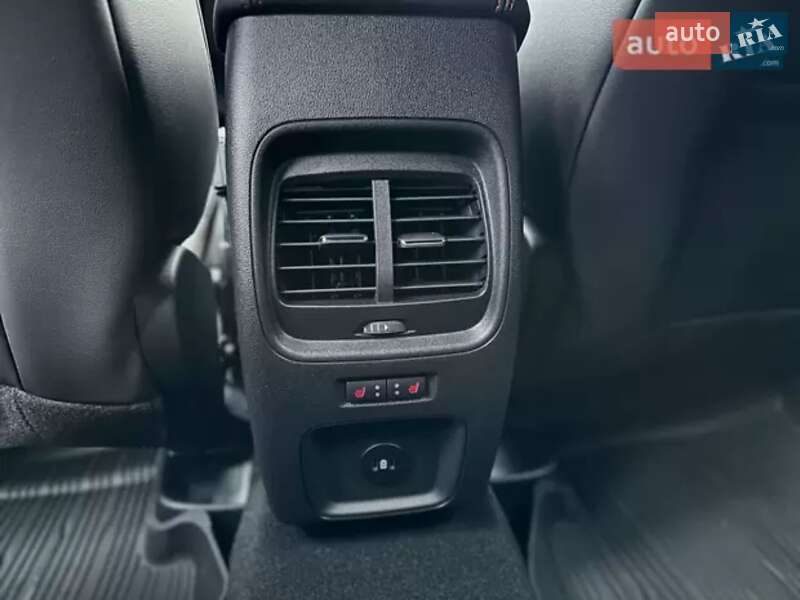 Внедорожник / Кроссовер Ford Kuga 2025 в Кропивницком фото 5 Внедорожник / Кроссовер Ford Kuga 2025 в Кропивницком