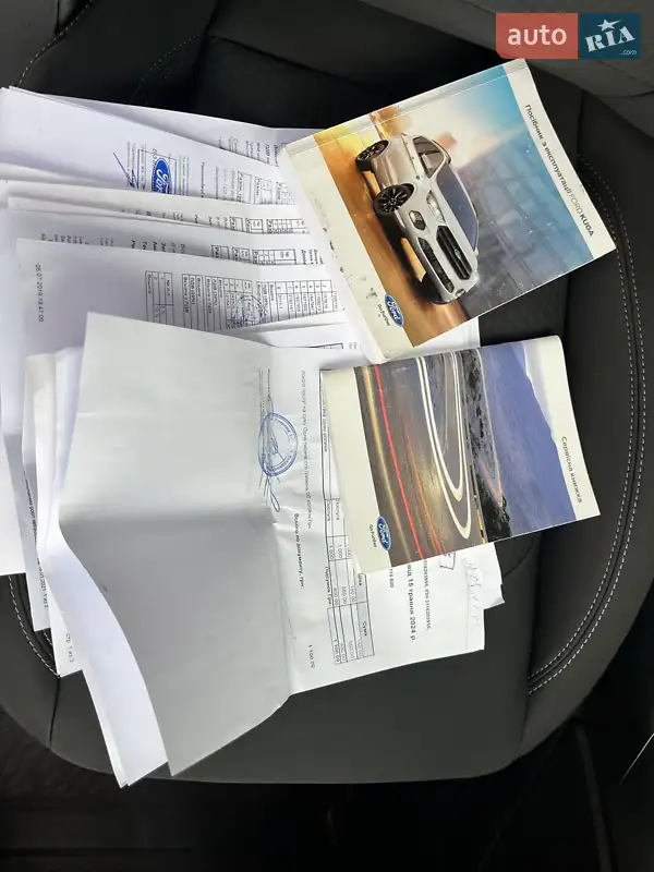 Внедорожник / Кроссовер Ford Kuga 2017 в Киеве документ