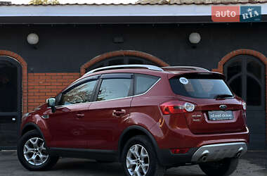 Позашляховик / Кросовер Ford Kuga 2010 в 