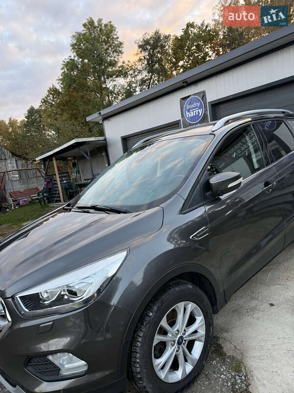Внедорожник / Кроссовер Ford Kuga 2019 в Хмельницком фото 12 Внедорожник / Кроссовер Ford Kuga 2019 в Хмельницком