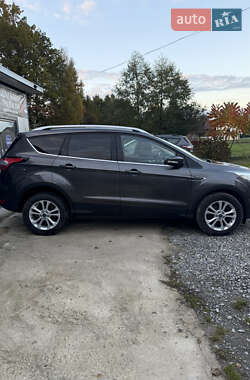 Позашляховик / Кросовер Ford Kuga 2019 в  фото 23 Позашляховик / Кросовер Ford Kuga 2019 в