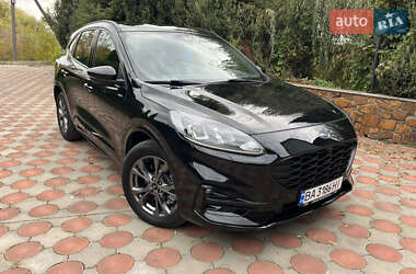 Позашляховик / Кросовер Ford Kuga 2021 в  фото 21 Позашляховик / Кросовер Ford Kuga 2021 в