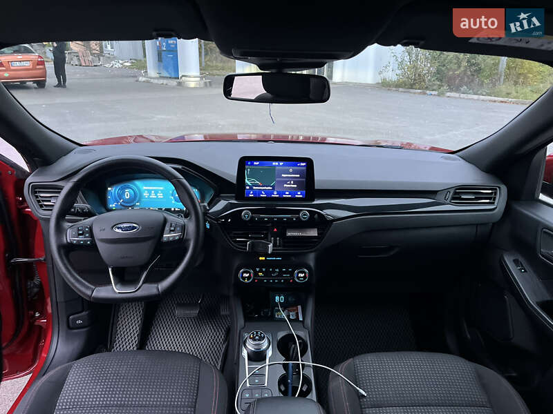 Внедорожник / Кроссовер Ford Kuga 2021 в Хмельницком