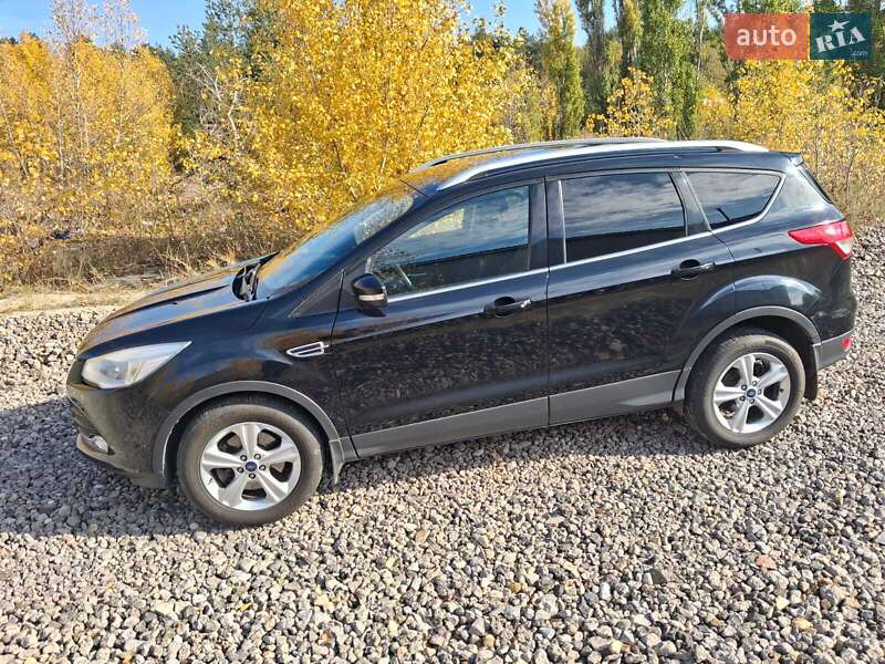 Внедорожник / Кроссовер Ford Kuga 2013 в Каменском фото 3 Внедорожник / Кроссовер Ford Kuga 2013 в Каменском