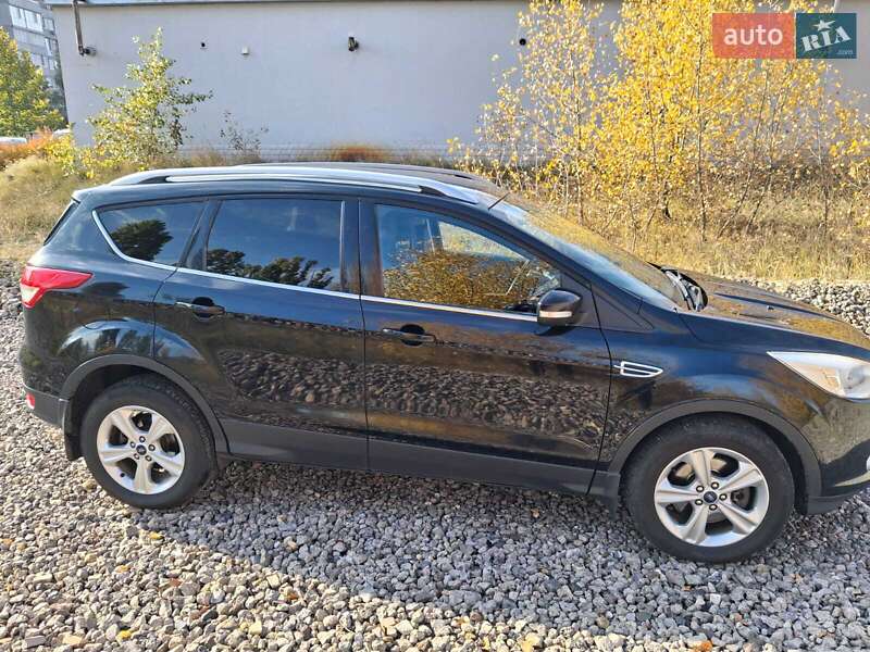 Внедорожник / Кроссовер Ford Kuga 2013 в Каменском фото 5 Внедорожник / Кроссовер Ford Kuga 2013 в Каменском