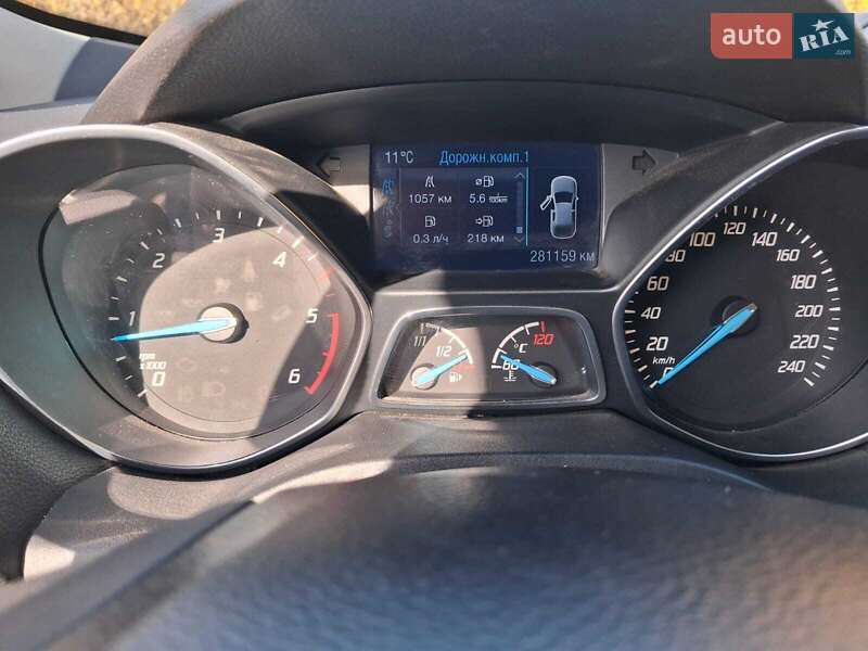 Внедорожник / Кроссовер Ford Kuga 2013 в Каменском фото 7 Внедорожник / Кроссовер Ford Kuga 2013 в Каменском