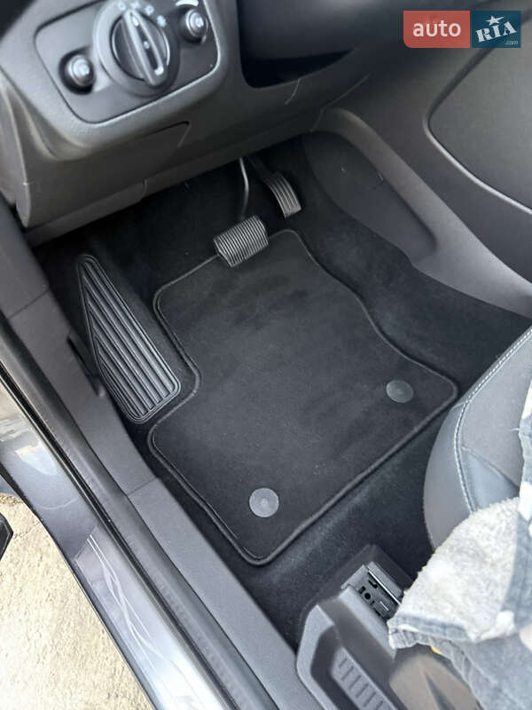 Внедорожник / Кроссовер Ford Kuga 2019 в Хмельницком фото 50 Внедорожник / Кроссовер Ford Kuga 2019 в Хмельницком