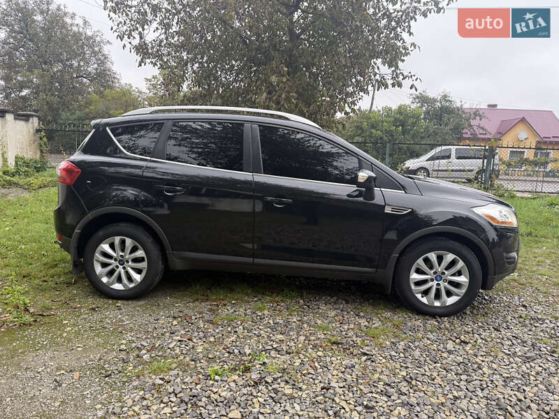 Внедорожник / Кроссовер Ford Kuga 2011 в Борщеве фото 7 Внедорожник / Кроссовер Ford Kuga 2011 в Борщеве