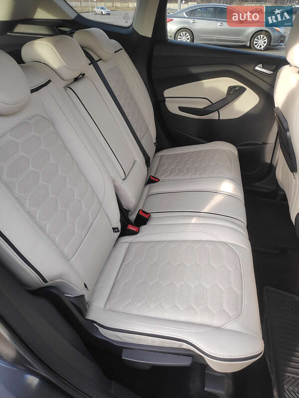 Внедорожник / Кроссовер Ford Kuga 2016 в Львове фото 10 Внедорожник / Кроссовер Ford Kuga 2016 в Львове