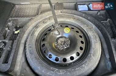 Внедорожник / Кроссовер Ford Kuga 2013 в 