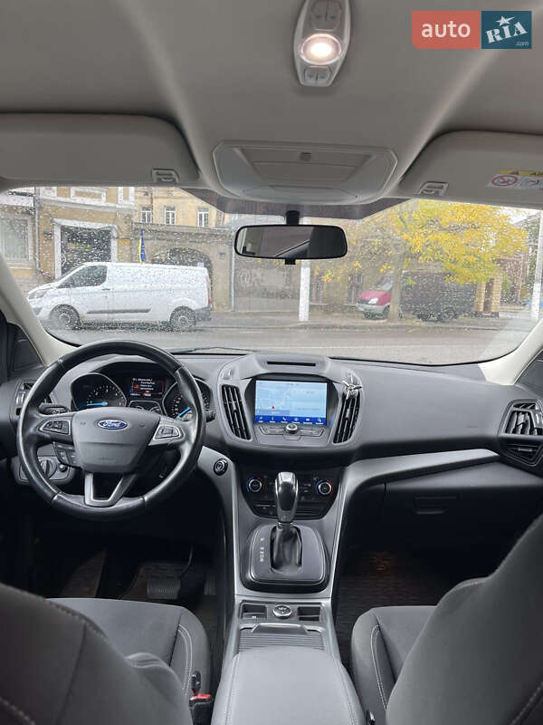 Позашляховик / Кросовер Ford Kuga 2018 в Одесі