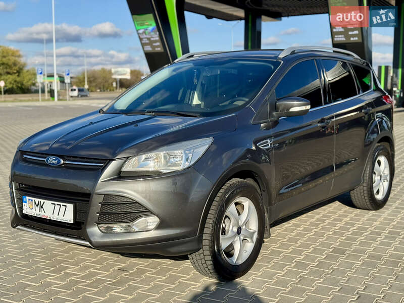 Позашляховик / Кросовер Ford Kuga 2015 в Миколаєві