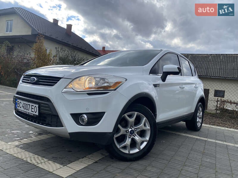 Позашляховик / Кросовер Ford Kuga 2011 в Стрию
