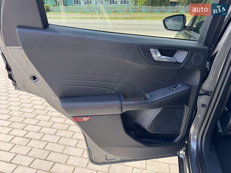 Внедорожник / Кроссовер Ford Kuga 2021 в Лопатине фото 26 Внедорожник / Кроссовер Ford Kuga 2021 в Лопатине