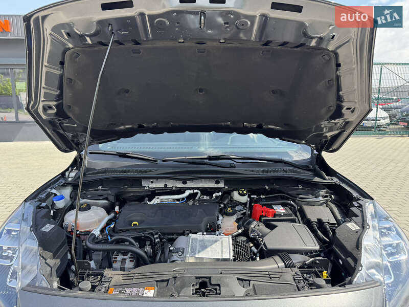 Внедорожник / Кроссовер Ford Kuga 2021 в Лопатине фото 49 Внедорожник / Кроссовер Ford Kuga 2021 в Лопатине