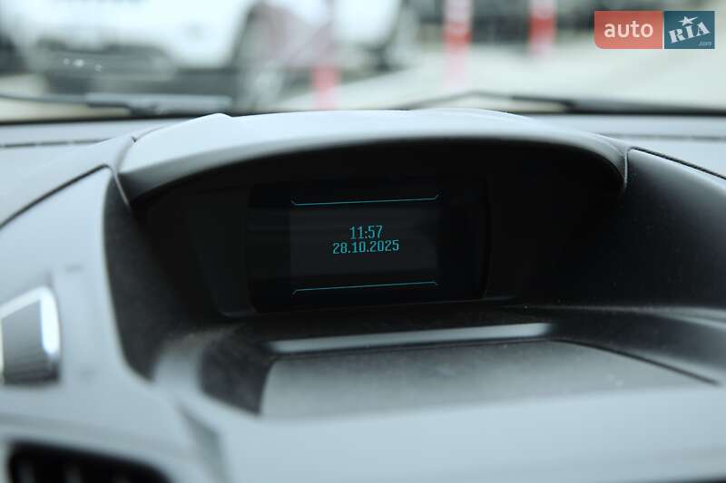 Внедорожник / Кроссовер Ford Kuga 2015 в Харькове фото 16 Внедорожник / Кроссовер Ford Kuga 2015 в Харькове