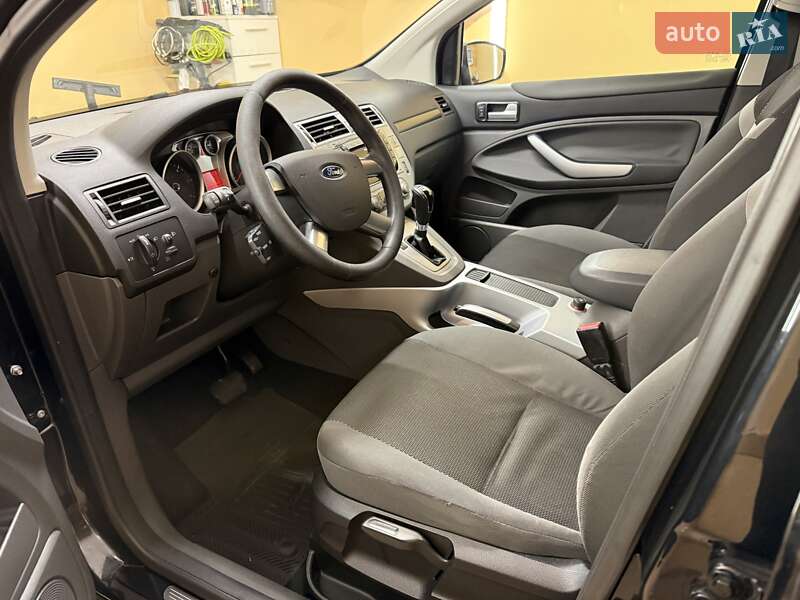 Внедорожник / Кроссовер Ford Kuga 2012 в Киеве